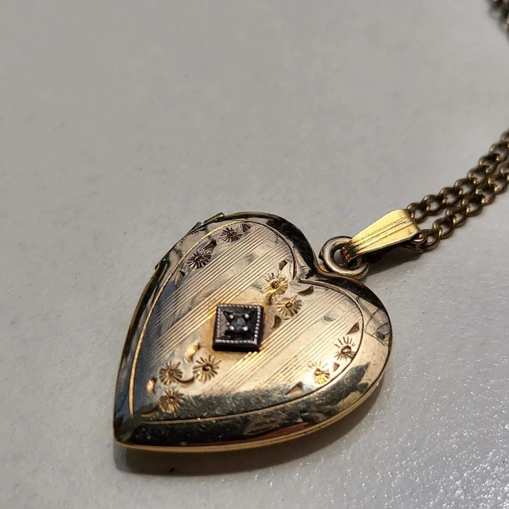 12K Gold Filled Diamond Heart Locket Necklace Vintage Etched Floral - Picture 4 of 10